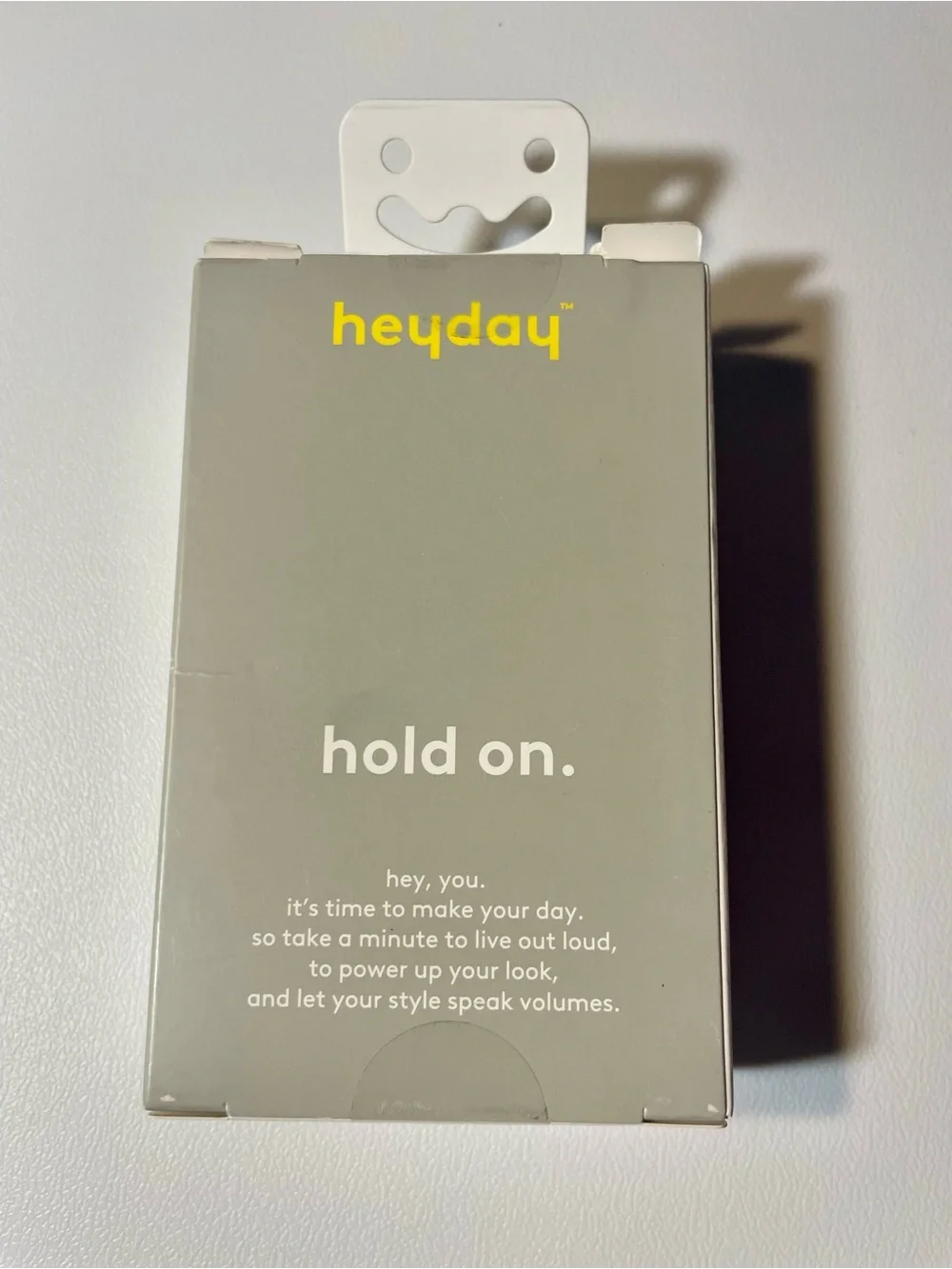 heyday Beige Keychain & Holder for AirTag carabiner clip stylish classic chic